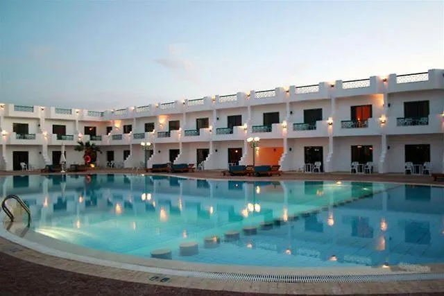 Otel Cliff 2*