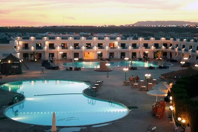 Cliff Otel 2*