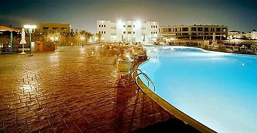 Cliff Otel