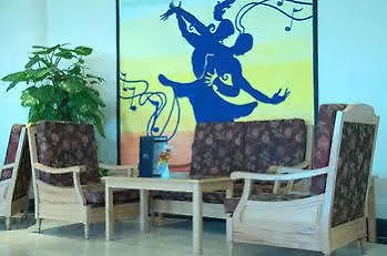 Otel Cliff 2*