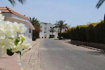 Otel Cliff 2*