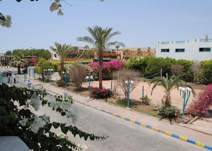 Cliff Otel 2*