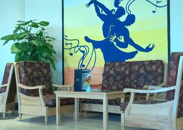 Otel Cliff 2*